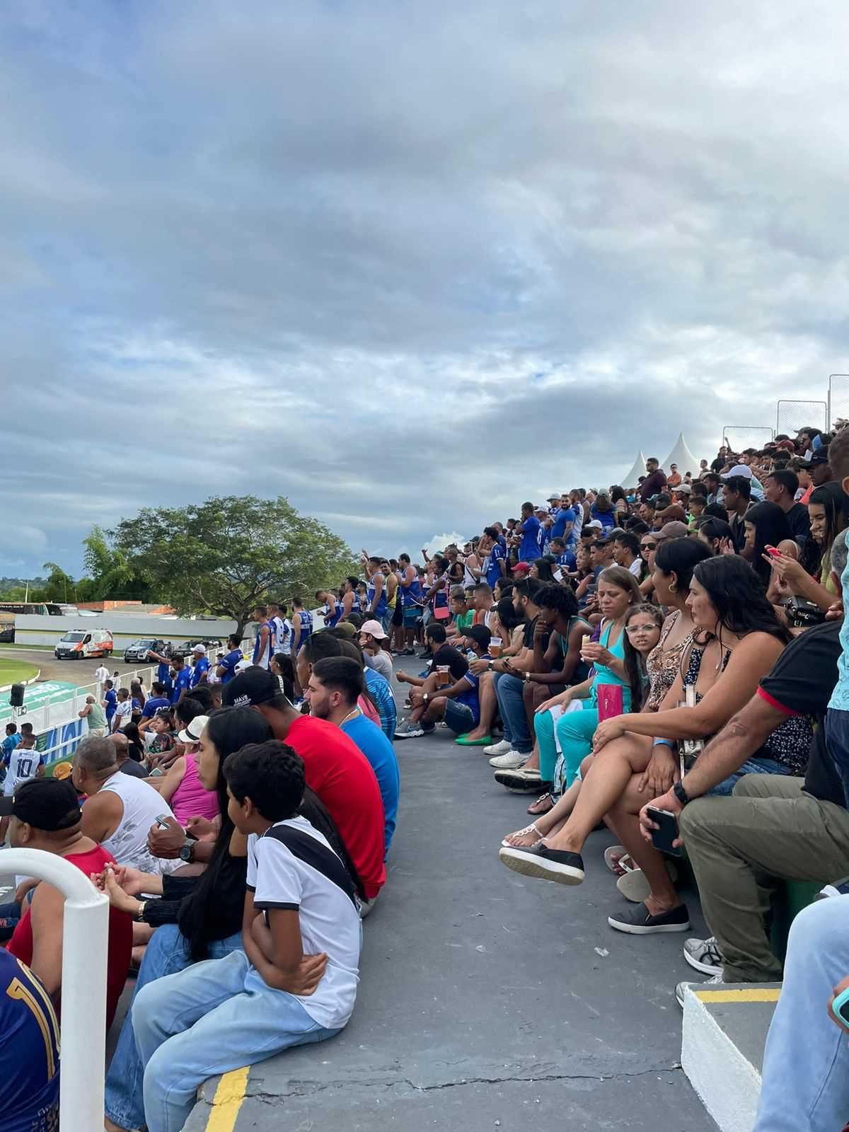 Camacã: Estádio Ribeirão recebe um grande público e o Itabuna vence o Bahia por 4x1